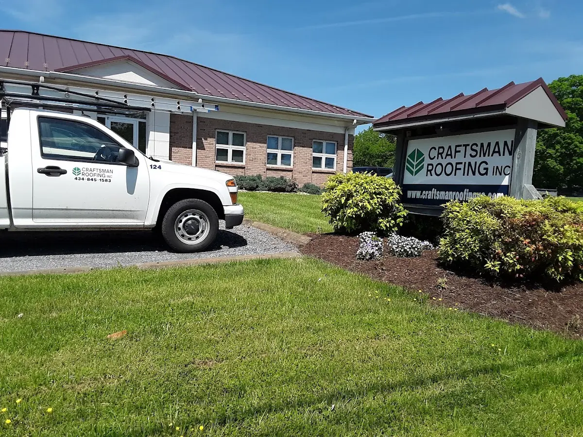 Quality Roof Replacement by experienced craftsmen in Mantachie